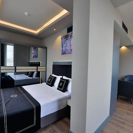 Western Premier Hidden Hills Stambuł