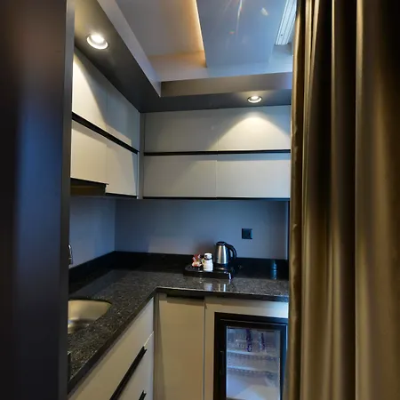 Western Premier Hidden Hills 5* Istanbul