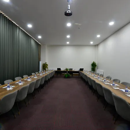 Hotell Western Premier Hidden Hills 5*