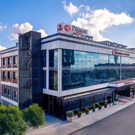 فندق Western Premier Hidden Hills 5*