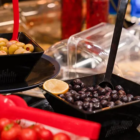 Western Premier Hidden Hills Hotel