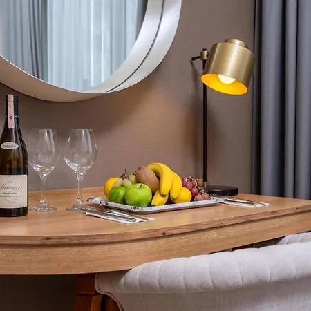 Western Premier Hidden Hills Hotel