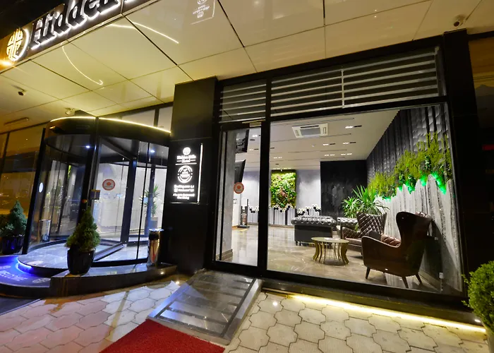 Western Premier Hidden Hills Hotel