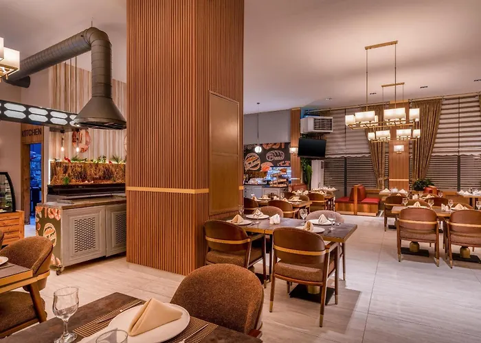 Western Premier Hidden Hills 5*