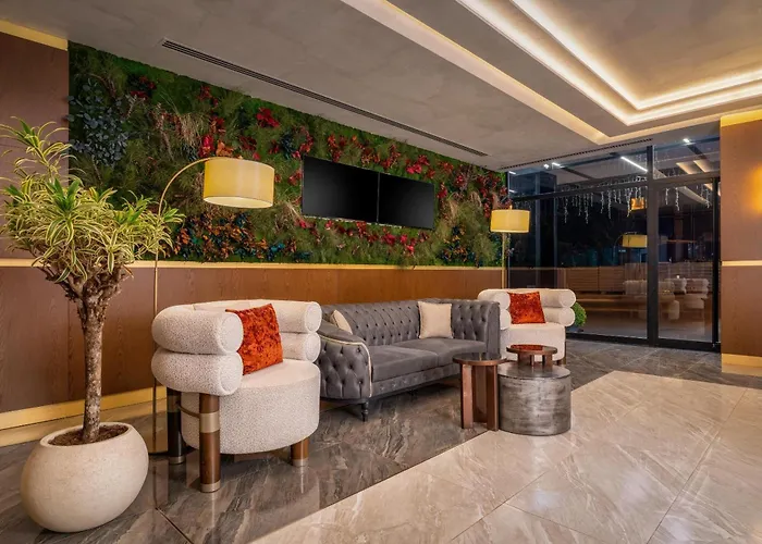 Western Premier Hidden Hills 5*