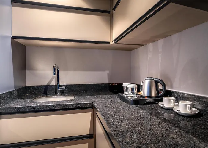 Western Premier Hidden Hills 5* Estambul