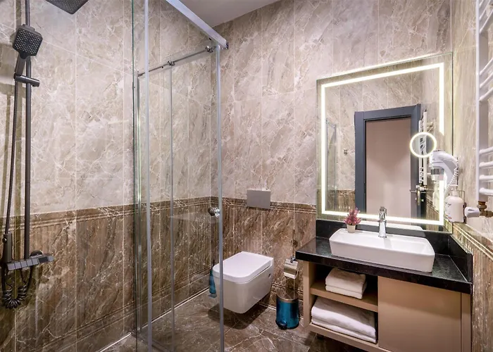 Western Premier Hidden Hills 5* Estambul