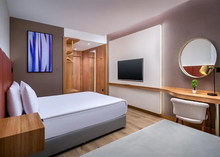 Hotel Western Premier Hidden Hills 5*