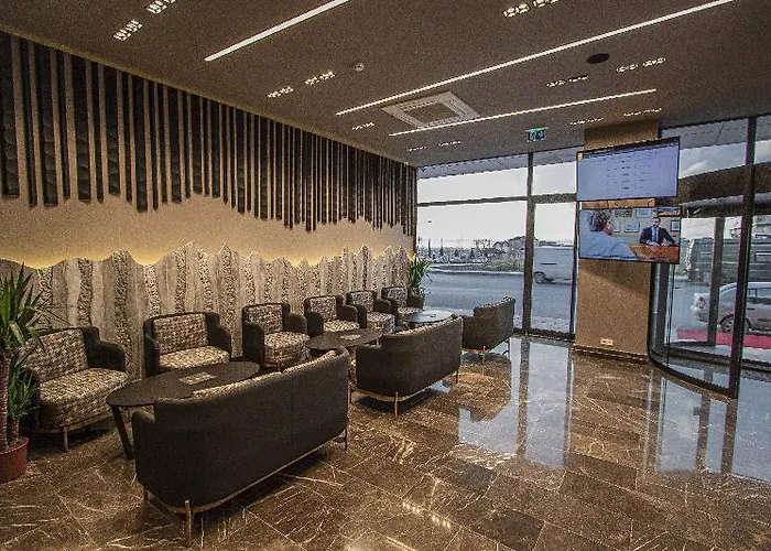 Western Premier Hidden Hills Hotel